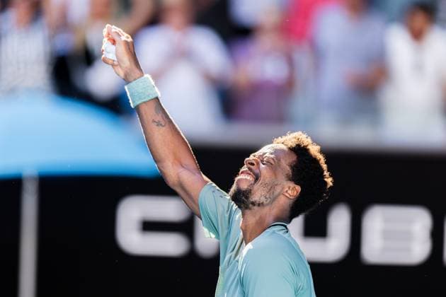 (250118) -- MELBOURNE, Jan. 18, 2025 -- Gael Monfils celebrates after winning the men s singles 3rd round match between Taylor Fritz of the United States and Gael Monfils of France at Australian Open tennis tournament in Melbourne, Australia, Jan. 18, 2025. (Photo by Xinhua) (SP)AUSTRALIA-MELBOURNE-TENNIS-AUSTRALIAN OPEN-DAY 7 HuxJingchen 