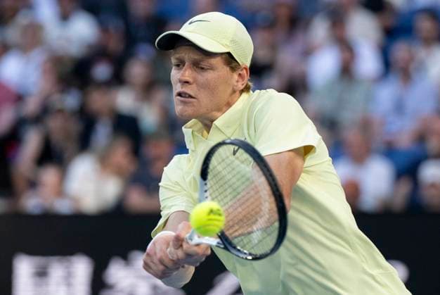 (250118) -- MELBOURNE, Jan. 18, 2025 -- Jannik Sinner hits a return during the men s singles 3rd round match between Jannik Sinner of Italy and Marcos Giron of the United States at Australian Open tennis tournament in Melbourne, Australia, Jan. 18, 2025. ) (SP)AUSTRALIA-MELBOURNE-TENNIS-AUSTRALIAN OPEN-DAY 7 LuixSiuxWai 