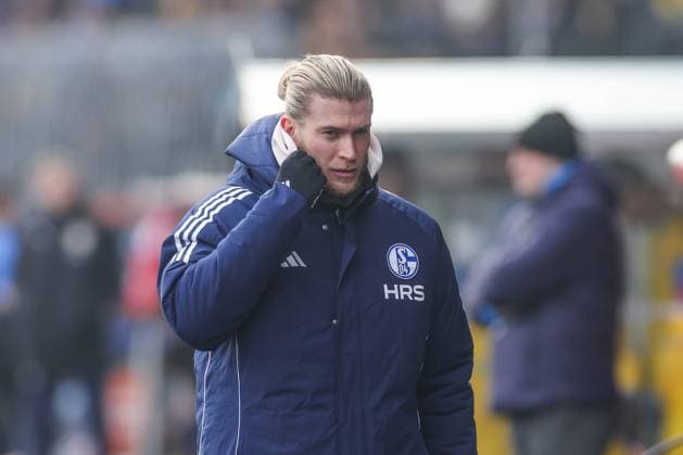 18.01.2025, Fussball, 2. Bundesliga, 18. Spieltag, Saison 2024 2025, Eintracht Braunschweig - FC Schalke 04, Loris Karius (FC Schalke 04) Braunschweig Eintracht Stadion Niedersachsen Deutschland xRHR-FOTO TRx Copyright: RHR-FOTOx RHR-FOTO TR