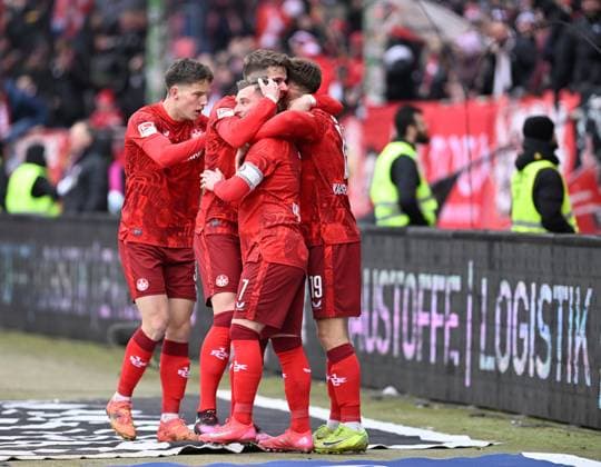Football 2 Bundesliga Season 2024 25 1 FC Kaiserslautern 18 01 2025 Fritz Walter Stadion 1 FC Kaiserslautern fck FSV Ulm 1846 ul Marlon RITTER 1 FC Kaiserslautern , mi, is celebrated after the 1 1 1 1 FC Kaiserslautern