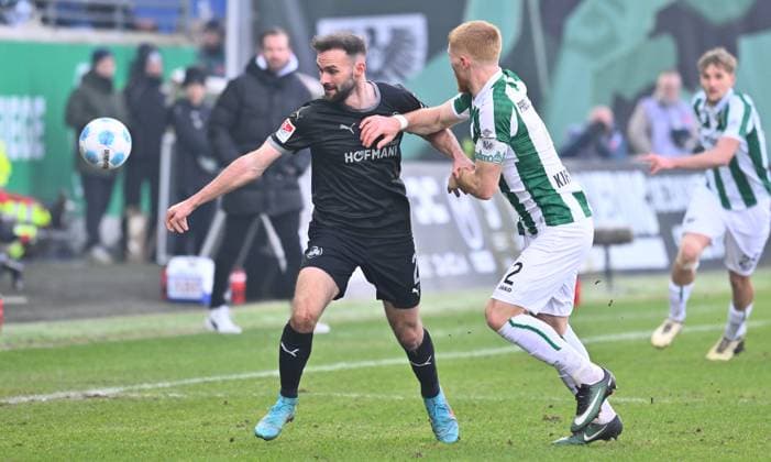 18 01 2025 Soccer season 2024 2025 2 Soccer Bundesliga 18 Matchday SC Preußen Preussen Münster SCP SpVgg Greuther Fürth Kleeblatt Sportfoto Zink xwoxzix DFL regulations prohibit any use of photographs as image sequences and or quasi video only for editorial use Simon Asta 2, SpVgg Greuther Fürth Mikkel Kirkeskov Andersen 2, Preußen Münster