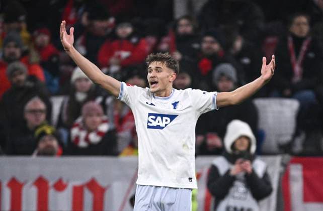 Soccer 1 Bundesliga Season 2024 2025 17 Matchday FC Bayern Muenchen TSG 1899 Hoffenheim 15 01 2025 Tom Bischof TSG 1899 Hoffenheim