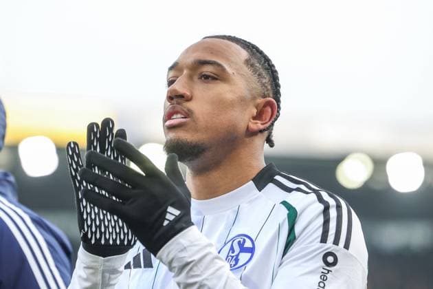 18 01 2025, Football, 2 Bundesliga, Matchday 18, Season 2024 2025, Eintracht Braunschweig FC Schalke 04, Anton Donkor FC Schalke 04 Braunschweig Eintracht Stadion Niedersachsen Germany xRHR PHOTO TRx Copyright: RHR-FOTOx RHR-FOTO TR