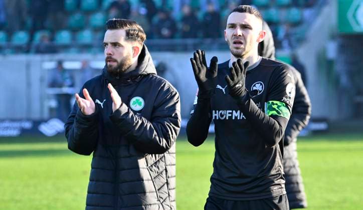 18 01 2025 Soccer season 2024 2025 2 Soccer Bundesliga 18 Matchday SC Preußen Preussen Münster SCP SpVgg Greuther Fürth Kleeblatt Sportfoto Zink xwoxzix DFL regulations prohibit any use of photographs as image sequences and or quasi video only for editorial use Niko Gießelmann Giesselmann 17, SpVgg Greuther Fürth Branimir Hrgota 10, SpVgg Greuther Fürth after the end of the match