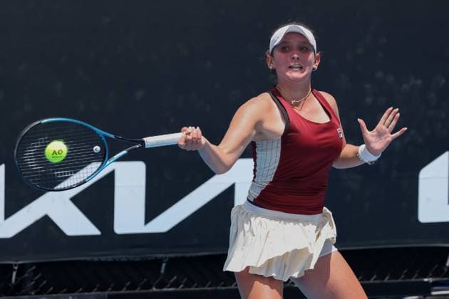 Sonja Zhenikhova GER , Girls Singles, Girls Singles, Australian Open 2025, Melbourne Park, Melbourne, Victoria, Australia Copyright: xJuergenxHasenkopfx