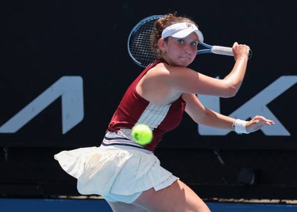 Sonja Zhenikhova GER , Girls Singles, Girls Singles, Australian Open 2025, Melbourne Park, Melbourne, Victoria, Australia Copyright: xJuergenxHasenkopfx