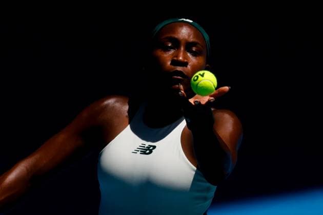January 19, 2025: MELBOURNE, AUSTRALIA - JANUARY 19: Coco Gauff.of USA serves to Belinda Bencic of Switzerland on day eight of the 2025 Australian Open at Melbourne Park on January 19, 2025 in Melbourne, Australia. - ZUMAp121 20250119_zsp_p121_034 Copyright: xChrisxPutnamx