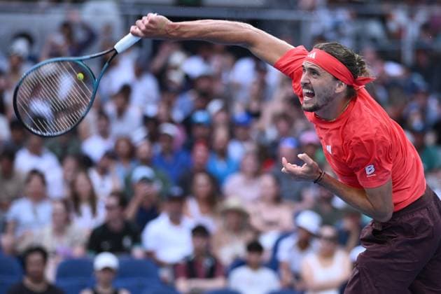 TENNIS AUSTRALIAN OPEN, Alexander Zverev of Germany plays a shot during his round four match against Ugo Humbert of France during the 2025 Australian Open at Melbourne Park in Melbourne, Sunday, January 19, 2025.( NO ARCHIVING, EDITORIAL USE ONLY, NO USE IN BOOKS WITHOUT CONSENT MELBOURNE VICTORIA AUSTRALIA  Copyright: xJOELxCARRETTx 20250119112201618715
