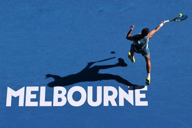 TENNIS AUSTRALIAN OPEN, Carlos Alcaraz of Spain plays a shot during his round four match against Jack Draper of Great Britain during the 2025 Australian Open at Melbourne Park in Melbourne, Sunday, January 19, 2025.( NO ARCHIVING, EDITORIAL USE ONLY, NO USE IN BOOKS WITHOUT CONSENT MELBOURNE VICTORIA AUSTRALIA  Copyright: xJOELxCARRETTx 20250119189808870627