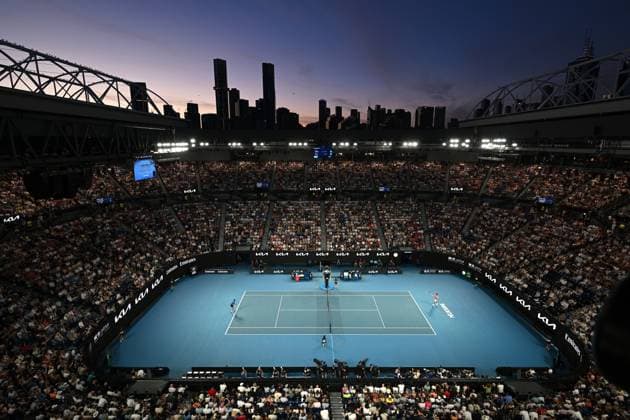 TENNIS AUSTRALIAN OPEN, A general view as Jiri Lehecka of the The Czech Republic plays a shot during his round four match against Novak Djokovic of Serbia during the 2025 Australian Open at Melbourne Park in Melbourne, Sunday, January 19, 2025. ( NO ARCHIVING, EDITORIAL USE ONLY, NO USE IN BOOKS WITHOUT CONSENT MELBOURNE VICTORIA AUSTRALIA  Copyright: xLUKASxCOCHx 20250119127231294029