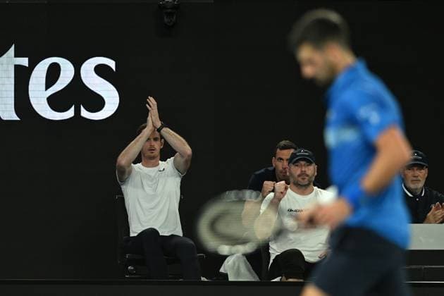 TENNIS AUSTRALIAN OPEN, Former tennis player Andy Murray (left) of Great Britain looks on as Novak Djokovic of Serbia (right) and Jiri Lehecka of the The Czech Republic play their round four match during the 2025 Australian Open at Melbourne Park in Melbourne, Sunday, January 19, 2025. ( NO ARCHIVING, EDITORIAL USE ONLY, NO USE IN BOOKS WITHOUT CONSENT MELBOURNE VICTORIA AUSTRALIA  Copyright: xLUKASxCOCHx 20250119146606480997