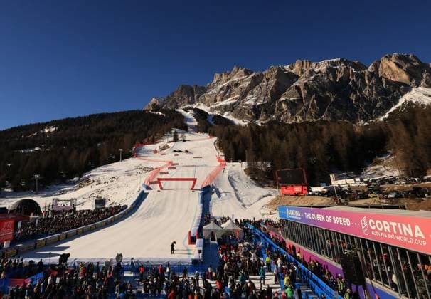 FIS Alpine SKi World Cup Ladies Pierre Teyssot MAXPPP ; FIS Alpine SKi World Cup Ladies, Cortina d Ampezzo, Italy on January 18, 2025. Downhill Race, Olympic Slope Tofane Pierre Teyssot Maxppp Cortina d Ampezzo Cortina d Ampezzo Veneto Italy  Copyright: xMAXPPPxPierrexTeyssotx TEP63495 TEP63495