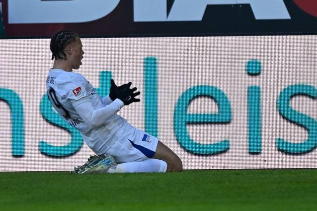 Paderborn, Home Deluxe Arena, 19 01 25, GER, Herren, 2 Bundesliga, Saison 2024 2025, SC Paderborn 07 Hertha BSC Berlin Bild Derry SCHERHANT Hertha BSC jubilates after his goal to 0 1 Only for editorial use DFL regulations prohibit any use of photographs as image sequences and or quasi video NRW Germany