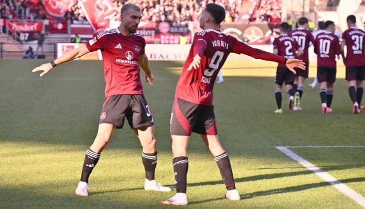 19 01 2025 Soccer season 2024 2025 2 Soccer Bundesliga 18 Matchday 1 FC Nürnberg FCN Club Karlsruher SC KSC Sportfoto Zink xwoxzix DFL regulations prohibit any use of photographs as image sequences and or quasi video only for editorial use Torjubel Jubel nach Treffer Torschuß zum 1 0 durch Stefanos Tzimas 9, 1 FC Nürnberg FCN