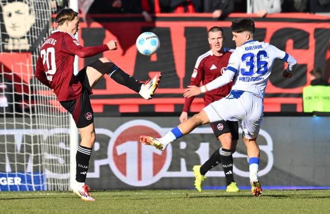 19 01 2025 Soccer season 2024 2025 2 Soccer Bundesliga 18 Matchday 1 FC Nürnberg FCN Club Karlsruher SC KSC Sportfoto Zink xwoxzix DFL regulations prohibit any use of photographs as image sequences and or quasi video only for editorial use Caspar Jander 20, 1 FC Nürnberg FCN Rafael Pinto Pedrosa 36, Karlsruher SC KSC