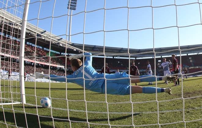 19 01 2025 Soccer Season 2024 2025 2 Soccer Bundesliga 18 Matchday 1 FC Nürnberg FCN Club Karlsruher SC KSC Sportfoto Zink DaMa xdaxmax DFL regulations prohibit any use of photographs as image sequences and or quasi video only for editorial use Goal Goal Shot to 1 1 Goalscorer Fabian Schleusener 24, Karlsruher SC KSC vs Robin Knoche 31, 1 FC Nürnberg FCN Jan Reichert 1, 1 FC Nürnberg FCN