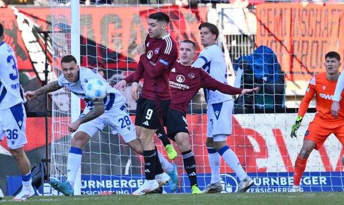 19 01 2025 Soccer season 2024 2025 2 Soccer Bundesliga 18 Matchday 1 FC Nürnberg FCN Club Karlsruher SC KSC Sportfoto Zink xwoxzix DFL regulations prohibit any use of photographs as image sequences and or quasi video only for editorial use Marcel Franke 28, Karlsruher SC KSC Stefanos Tzimas 9, 1 FC Nürnberg FCN Ondrej Karafiat 44, 1 FC Nürnberg FCN