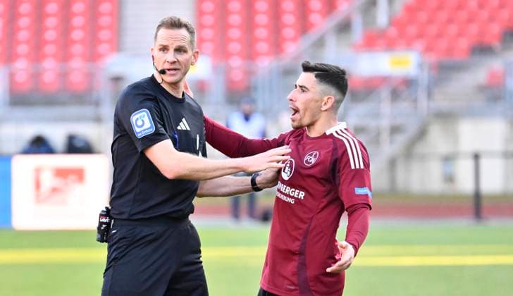 19 01 2025 Soccer season 2024 2025 2 Soccer Bundesliga 18 Matchday 1 FC Nürnberg FCN Club Karlsruher SC KSC Sportfoto Zink xwoxzix DFL regulations prohibit any use of photographs as image sequences and or quasi video only for editorial use Sören Soeren Storks Referee Danilo Soares 3, 1 FC Nürnberg FCN