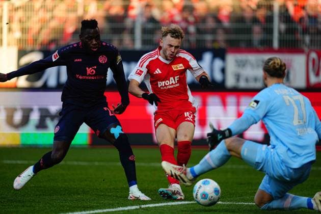 January 19 2025: Benedict Hollerbach of Union Berlin scores the teams first goal during a 1. Bundesliga game, Union Berlin vs Mainz 05 , at Stadion An der Alten Forsterei, Berlin, Germany. CSM Berlin Germany - ZUMAc04_ 20250119_zma_c04_004 Copyright: xUlrikxPedersenx