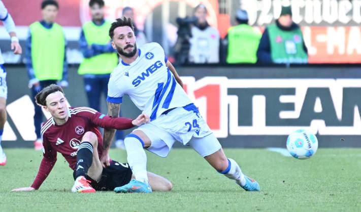 19 01 2025 Soccer season 2024 2025 2 Soccer Bundesliga 18 Matchday 1 FC Nürnberg FCN Club Karlsruher SC KSC Sportfoto Zink xwoxzix DFL regulations prohibit any use of photographs as image sequences and or quasi video only for editorial use Caspar Jander 20, 1 FC Nürnberg FCN Fabian Schleusener 24, Karlsruher SC KSC