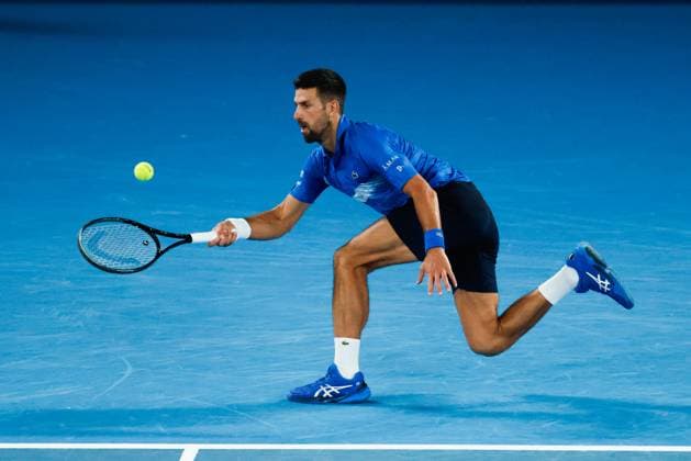 January 19, 2025: MELBOURNE, AUSTRALIA - JANUARY 19: Novak Djokovic.of Serbia hits a forehand whilst playing Jiri Lehecka of Czech Republic on day eight of the 2025 Australian Open at Melbourne Park on January 19, 2025 in Melbtralia. - ZUMAp121 20250119_zsp_p121_141 Copyright: xChrisxPutnamx