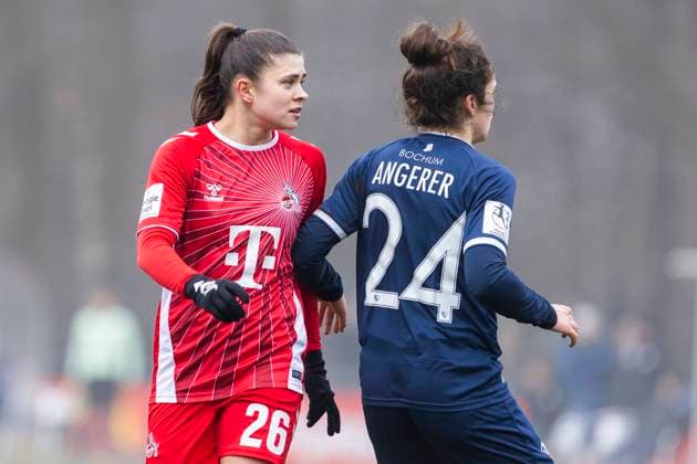 Test match women 1 FC Köln VfL Bochum, 19 01 2025 Martyna Wiankowska 1 FC Köln, 26 , Alina Angerer VfL Bochum, 24 Test match women, 1 FC Köln VfL Bochum, on 19 01 2025, Geißbockheim, Cologne Copyright: xBEAUTIFULxSPORTS Meuselx