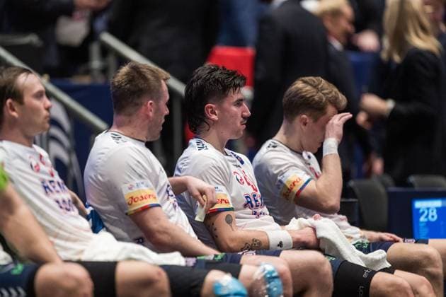 250119 Sander Sagosen, Vetle Eck Aga, Simen Ulstad Lyse and Kristian Bjornsen of Norway looks dejected after the 2025 IHF World Men s Handball Championship match between Norway and Portugal on January 19, 2025 in Oslo Photo Mathias Bergeld BILDBYRAN kod MB MB1062 handball handboll handball ihf 2025 world mens handball championship handbolls vm vm norway portugal 2025 ihf world mens handball championship 6 bbeng norge depp  Copyright: MATHIASxBERGELD BB250119MB079
