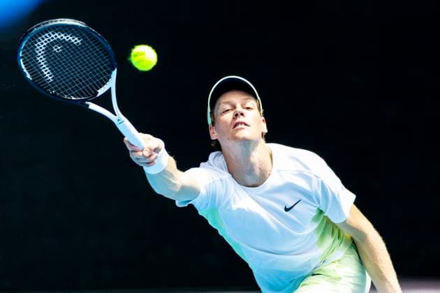 MELBOURNE, VIC - JANUARY 20: Jannik Sinner of Italy in action during Round 4 of the 2025 Australian Open on January 20 2025, at Melbourne Park in Melbourne, Australia. (Photo by Jason Heidrich Icon Sportswire) TENNIS: JAN 20 Australian Open EDITORIAL USE ONLY Icon250120087