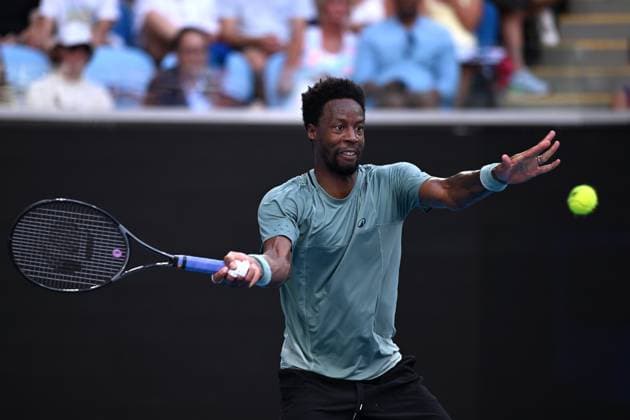 TENNIS AUSTRALIAN OPEN, Gael Monfils of France in action during his round 4 match against Ben Shelton of USA during the 2025 Australian Open at Melbourne Park in Melbourne, Monday, January 20, 2025. ( NO ARCHIVING, EDITORIAL USE ONLY, NO USE IN BOOKS WITHOUT CONSENT MELBOURNE VICTORIA AUSTRALIA  Copyright: xJAMESxROSSx 20250120179103333582