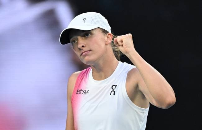 TENNIS AUSTRALIAN OPEN, Iga Swiatek of Poland celebrates after winnning her round 4 match against Eva Lys of Germany during the 2025 Australian Open at Melbourne Park in Melbourne, Monday, January 20, 2025. ( NO ARCHIVING, EDITORIAL USE ONLY, NO USE IN BOOKS WITHOUT CONSENT MELBOURNE VICTORIA AUSTRALIA  Copyright: xJAMESxROSSx 20250120135695488879
