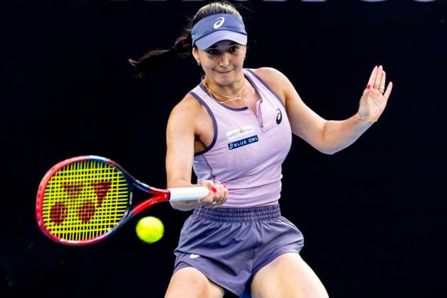 MELBOURNE, VIC - JANUARY 20: Eva Lys of Germany in action during Round 4 of the 2025 Australian Open on January 20 2025, at Melbourne Park in Melbourne, Australia. (Photo by Jason Heidrich Icon Sportswire) TENNIS: JAN 20 Australian Open EDITORIAL USE ONLY Icon250120233