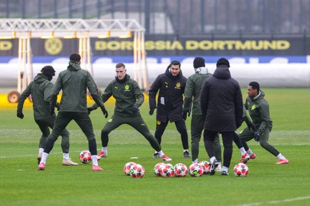 20 01 2025, Final training Borussia Dortmund, UEFA Champions League, f l Nico Schlotterbeck Borussia Dortmund , Coach Nuri Sahin Borussia Dortmund , Julien Duranville Borussia Dortmund , Dortmund BVB training ground NRW Germany xRHR PHOTO DEx Copyright: DennisxEwert RHR-FOTOx RHR-FOTO DE