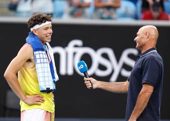 (250120) -- MELBOURNE, Jan. 20, 2025 -- Ben Shelton (L) gets interviewed after the men s singles 4th round match between Ben Shelton of the United States and Gael Monfils of France at Australian Open tennis tournament in Melbourne, Australia, Jan. 20, 2025. ) (SP)AUSTRALIA-MELBOURNE-TENNIS-AUSTRALIAN OPEN-DAY 9 MaxPing 