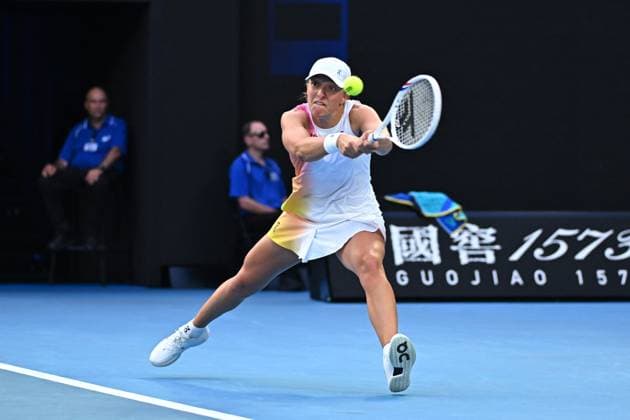 Australian Open - Womens Singles - Round 4 Iga Swiatek (POL) during her fourth round match at the 2025 Australian Open at Melbourne Park in Melbourne, Australia, on January 20, 2025. Photo by Corinne Dubreuil ABACAPRESS.COM Melbourne Australia  Copyright: xDubreuilxCorinne ABACAx