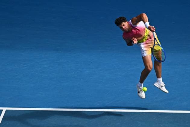 Australian Open - Gael Monfils Retires Against Ben Shelton - Round 4 Ben Shelton (USA) during his fourth round match at the 2025 Australian Open at Melbourne Park in Melbourne, AUSTRALIA, on January 20, 2025. Photo by Corinne Dubreuil ABACAPRESS.COM Melbourne Australia  Copyright: xDubreuilxCorinne ABACAx