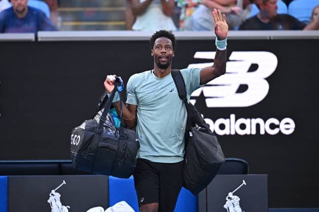 Australian Open - Gael Monfils Retires Against Ben Shelton - Round 4 Gael Monfils (FRA) during his fourth round match at the 2025 Australian Open at Melbourne Park in Melbourne, AUSTRALIA, on January 20, 2025. Photo by Corinne Dubreuil ABACAPRESS.COM Melbourne Australia  Copyright: xDubreuilxCorinne ABACAx
