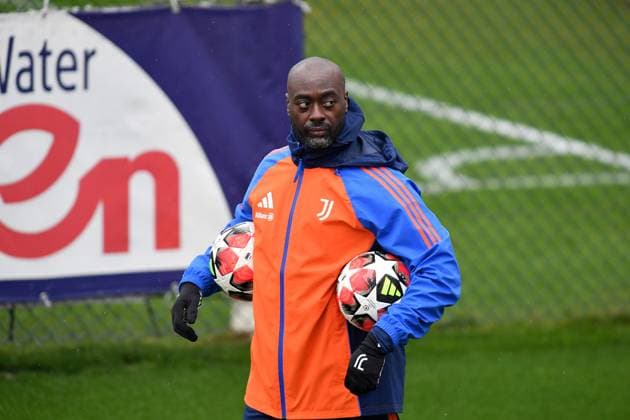 Alfred Dossou staff of Juventus FC during Champions League 2024 2025 training at JTC Continassa on January 20, 2025 in Turin, Italy - ph Giuliano Marchisciano  Copyright: xGiulianoxMarchisciano IPAxSportx xipa-agency.netx xx IPA_53155951 IPA_Agency_IPA53155951