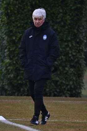 January 20, 2025, Zingonia, Italia: Atalanta s coach Gian Piero Gasperini during a training session on the eve of the UEFA Champions League soccer match between Atalanta BC and Sturm Graz at Bortolotti Training Center in Zingonia, Italy, 20 January 2025. .ANSA MICHELE MARAVIGLIA Soccer: Champions League; Atalanta-Sturm Graz  - ZUMAa110 20250120_zaf_a110_031 Copyright: xMichelexMaravigliax