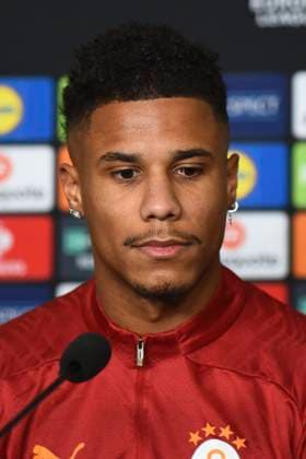 Player Ismael Jakobs of Galatasaray seen during the press conference, PK, Pressekonferenz a day before the UEFA Europa League game 7 Between Galatasaray and Dynamo Kiev in Istanbul at Rams Park Stadium , Istanbul , Turkey on January 20 , 2025. ( Photo by Seskimphoto ) Istanbul Turkey Istanbul Turkey Copyright: xSeskimphotox IsmaelJakobs_200125 (4)