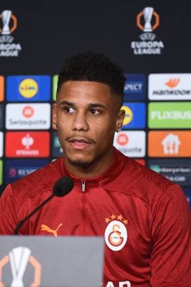 Player Ismael Jakobs of Galatasaray seen during the press conference, PK, Pressekonferenz a day before the UEFA Europa League game 7 Between Galatasaray and Dynamo Kiev in Istanbul at Rams Park Stadium , Istanbul , Turkey on January 20 , 2025. ( Photo by Seskimphoto ) Istanbul Turkey Istanbul Turkey Copyright: xSeskimphotox IsmaelJakobs_200125 (10)