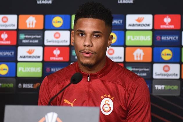 Player Ismael Jakobs of Galatasaray seen during the press conference, PK, Pressekonferenz a day before the UEFA Europa League game 7 Between Galatasaray and Dynamo Kiev in Istanbul at Rams Park Stadium , Istanbul , Turkey on January 20 , 2025. ( Photo by Seskimphoto ) Istanbul Turkey Istanbul Turkey Copyright: xSeskimphotox IsmaelJakobs_200125 (14)