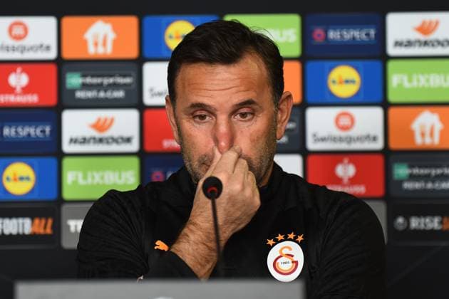 Coach Okan Buruk of Galatasaray seen during the press conference, PK, Pressekonferenz a day before the UEFA Europa League game 7 Between Galatasaray and Dynamo Kiev in Istanbul at Rams Park Stadium , Istanbul , Turkey on January 20 , 2025. ( Photo by Seskimphoto ) Istanbul Turkey Istanbul Turkey Copyright: xSeskimphotox Okan_Buruk_200125 (30)