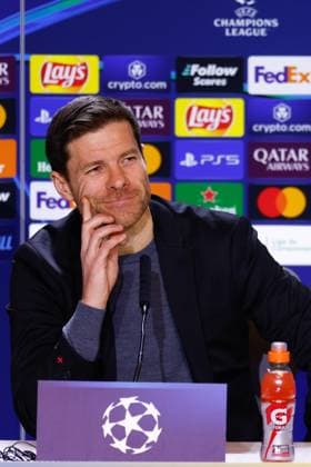 January 20, 2025, Madrid, Madrid, SPAIN: Xabi Alonso, head coach of Bayer Leverkusen, attends his press conference, PK, Pressekonferenz ahead of the UEFA Champions League, football match against Atletico de Madrid, at Riyadh Air Metropolitano on January 20, 2025, in Madrid, Spain. Madrid SPAIN - ZUMAa181 20250120_zaa_a181_101 Copyright: xDennisxAgyemanx
