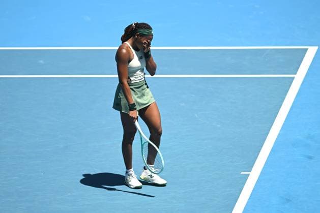 TENNIS AUSTRALIAN OPEN, Coco Gauff of USA reacts during her 1 4 final match against Paula Badosa of Spain during the 2025 Australian Open at Melbourne Park in Melbourne, Tuesday, January 21, 2025. ( NO ARCHIVING, EDITORIAL USE ONLY, NO USE IN BOOKS WITHOUT CONSENT MELBOURNE VICTORIA AUSTRALIA  Copyright: xLUKASxCOCHx 20250121184450016770