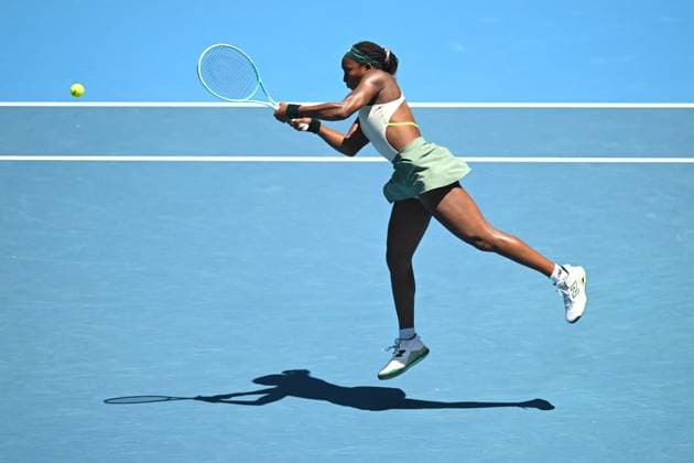 TENNIS AUSTRALIAN OPEN, Coco Gauff of USA plays a shot during her 1 4 final match against Paula Badosa of Spain during the 2025 Australian Open at Melbourne Park in Melbourne, Tuesday, January 21, 2025. ( NO ARCHIVING, EDITORIAL USE ONLY, NO USE IN BOOKS WITHOUT CONSENT MELBOURNE VICTORIA AUSTRALIA  Copyright: xLUKASxCOCHx 20250121188136752093