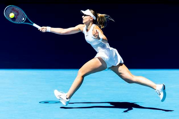 MELBOURNE, VIC - JANUARY 21: Paula Badosa of Spain in action during the Quarterfinals of the 2025 Australian Open on January 21 2025, at Melbourne Park in Melbourne, Australia. (Photo by Jason Heidrich Icon Sportswire) TENNIS: JAN 21 Australian Open EDITORIAL USE ONLY Icon250121009