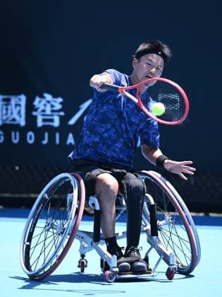 TENNIS AUSTRALIAN OPEN, Takuya Miki of Japan during his round one Wheelchair Singles match against Gustavo Fernandez of Argentina during the 2025 Australian Open at Melbourne Park in Melbourne, Tuesday, January 21, 2025. ( NO ARCHIVING, EDITORIAL USE ONLY, NO USE IN BOOKS WITHOUT CONSENT MELBOURNE VICTORIA AUSTRALIA  Copyright: xJOELxCARRETTx 20250121180733390191