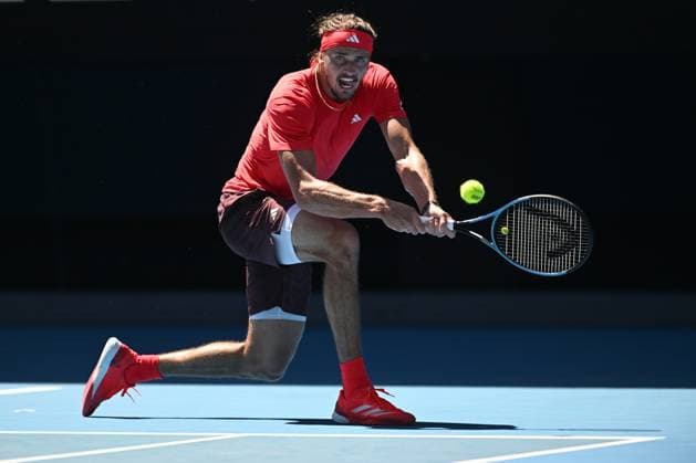 TENNIS AUSTRALIAN OPEN, Tommy Paul of USA during his 1 4 final match against Alexander Zverev of Germany during the 2025 Australian Open at Melbourne Park in Melbourne, Tuesday, January 21, 2025. ( NO ARCHIVING, EDITORIAL USE ONLY, NO USE IN BOOKS WITHOUT CONSENT MELBOURNE VICTORIA AUSTRALIA  Copyright: xLUKASxCOCHx 20250121110877755554