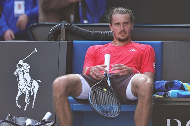 Alexander Zverev, GER, during quarterfinals of 2025 Australian Open in Melbourne, 21 01 2025