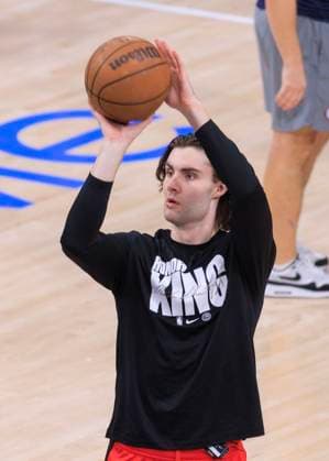 January 20, 2025, Inglewood, California, USA: Josh Giddey 3 of the Chicago Bulls during warmups prior to their regular season NBA, Basketball Herren, USA game against the Los Angeles Clippers on Monday January 20, 2025 at Intuit Dome Arena in Inglewood, California. Clippers lose to Bulls, 99-112. JAVIER ROJAS PI Inglewood USA - ZUMAp124 20250120_zaa_p124_034 Copyright: xJavierxRojasx